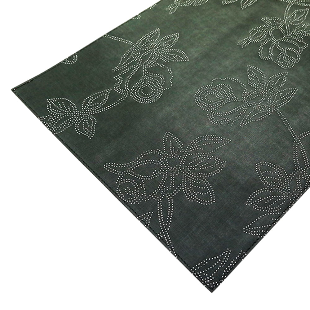 Artemis 2 Colors Placemat - Black Silver Glitter & White Silver Glitter Paisley