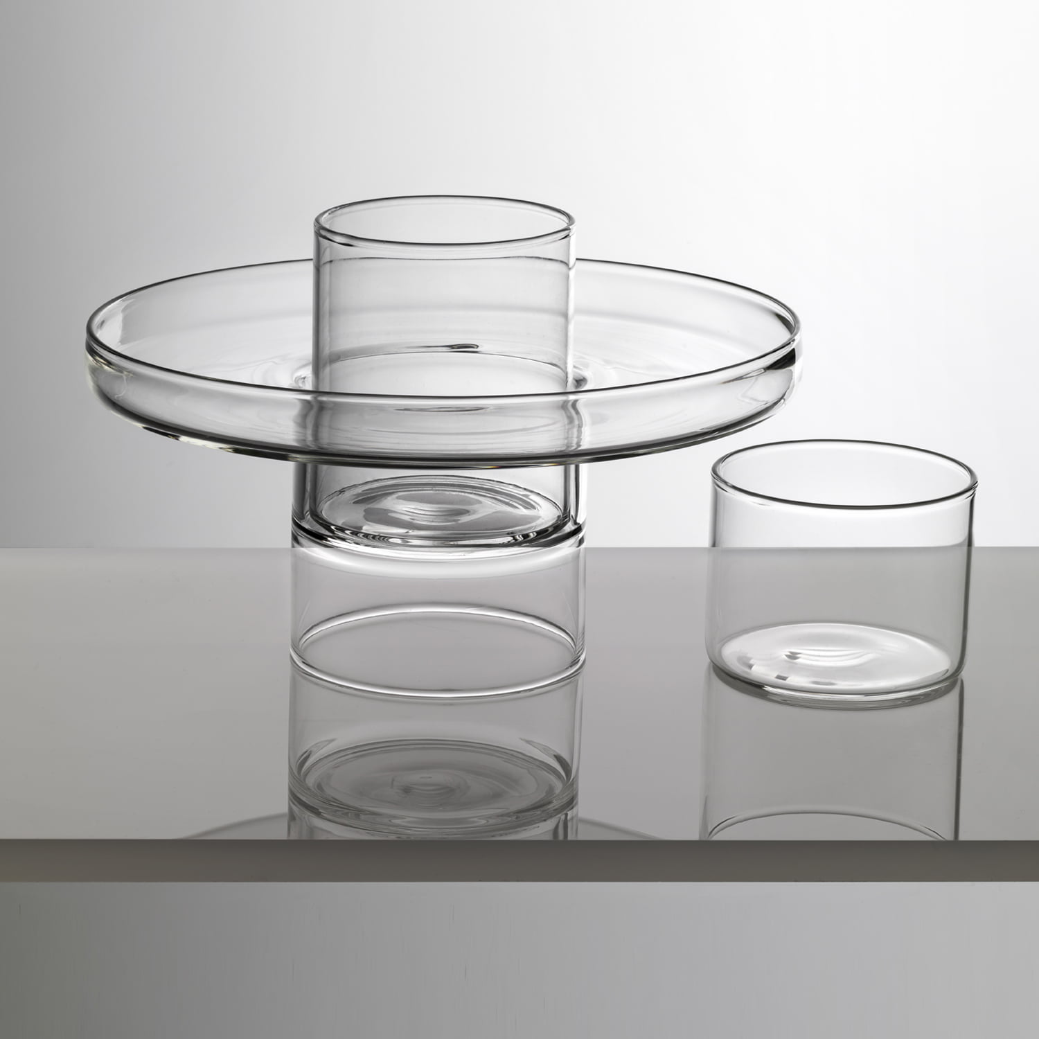 IVV A Footed Plate