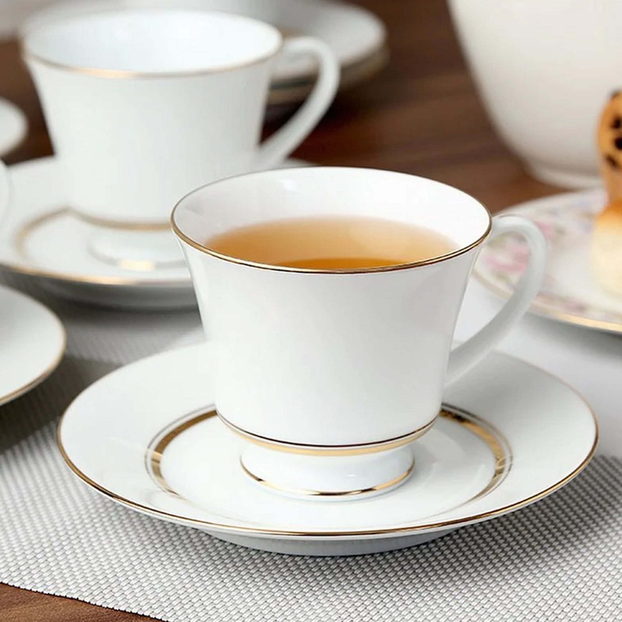 Noritake 12Pcs Dinner Set For 4 Persons - Gloria