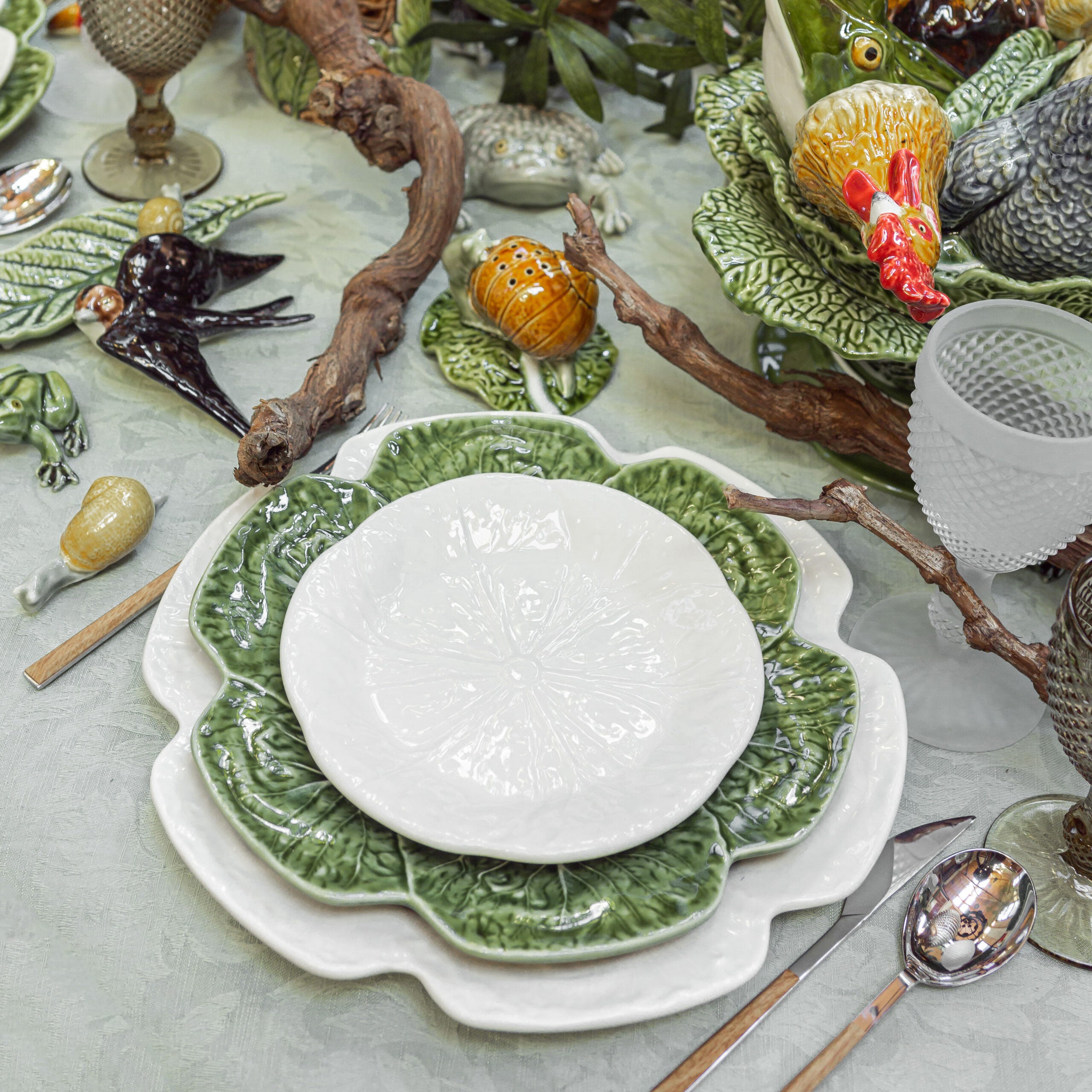 Bordallo Pinheiro 12Pcs Dinner Set - Cabbage Beige