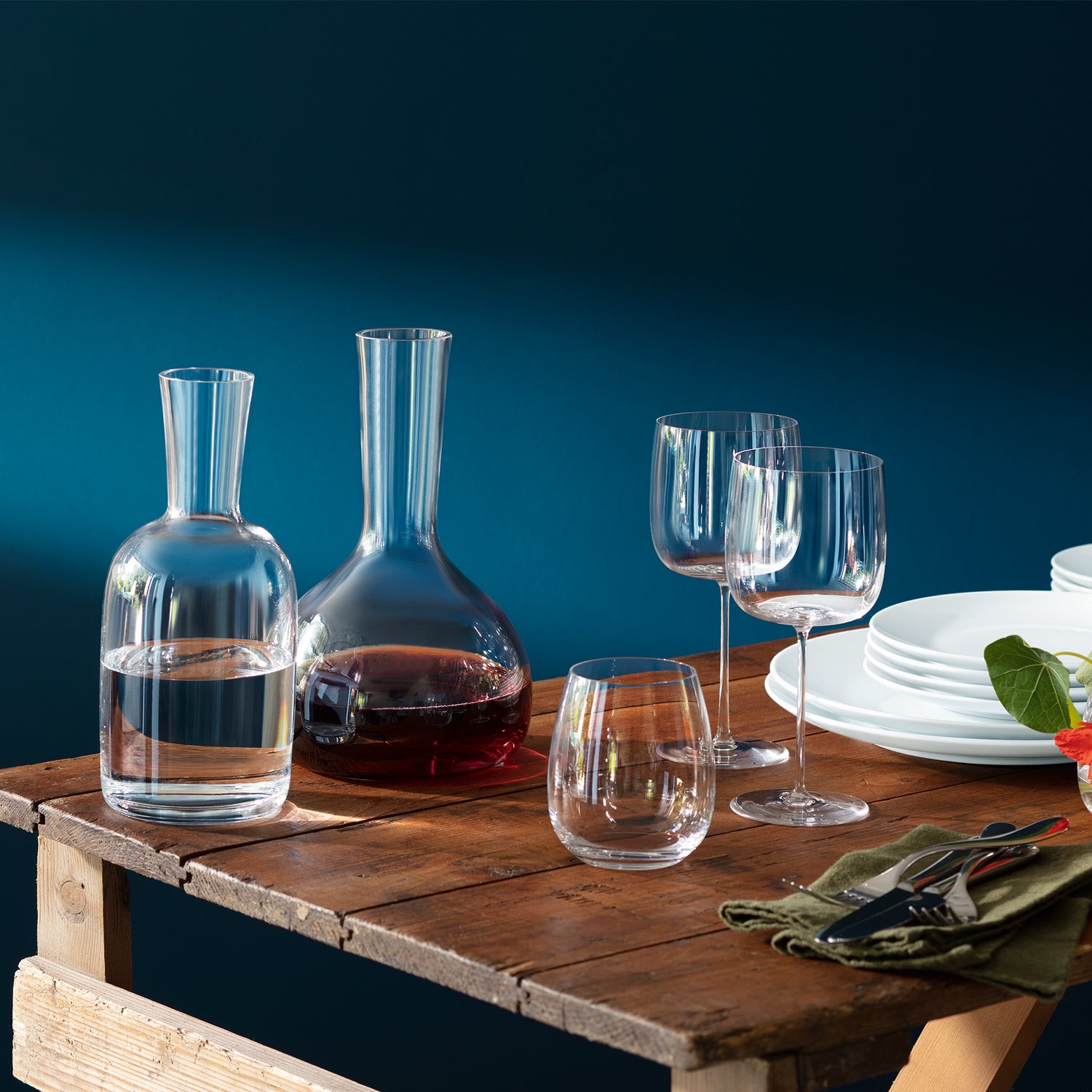BOROUGH WINE CARAFE 1.75L CLEAR