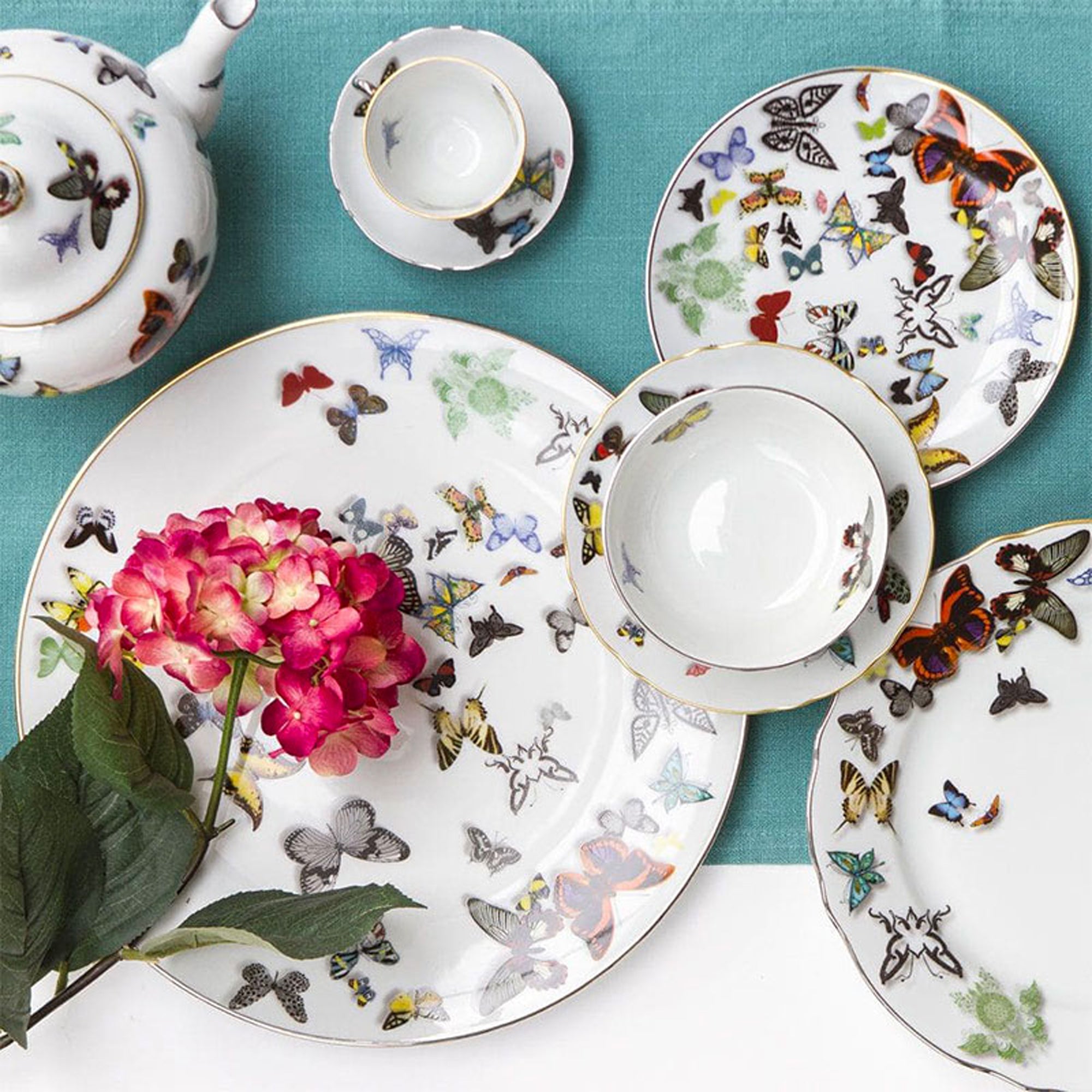 Vista Alegre Teacup & Saucer - Butterfly Parade