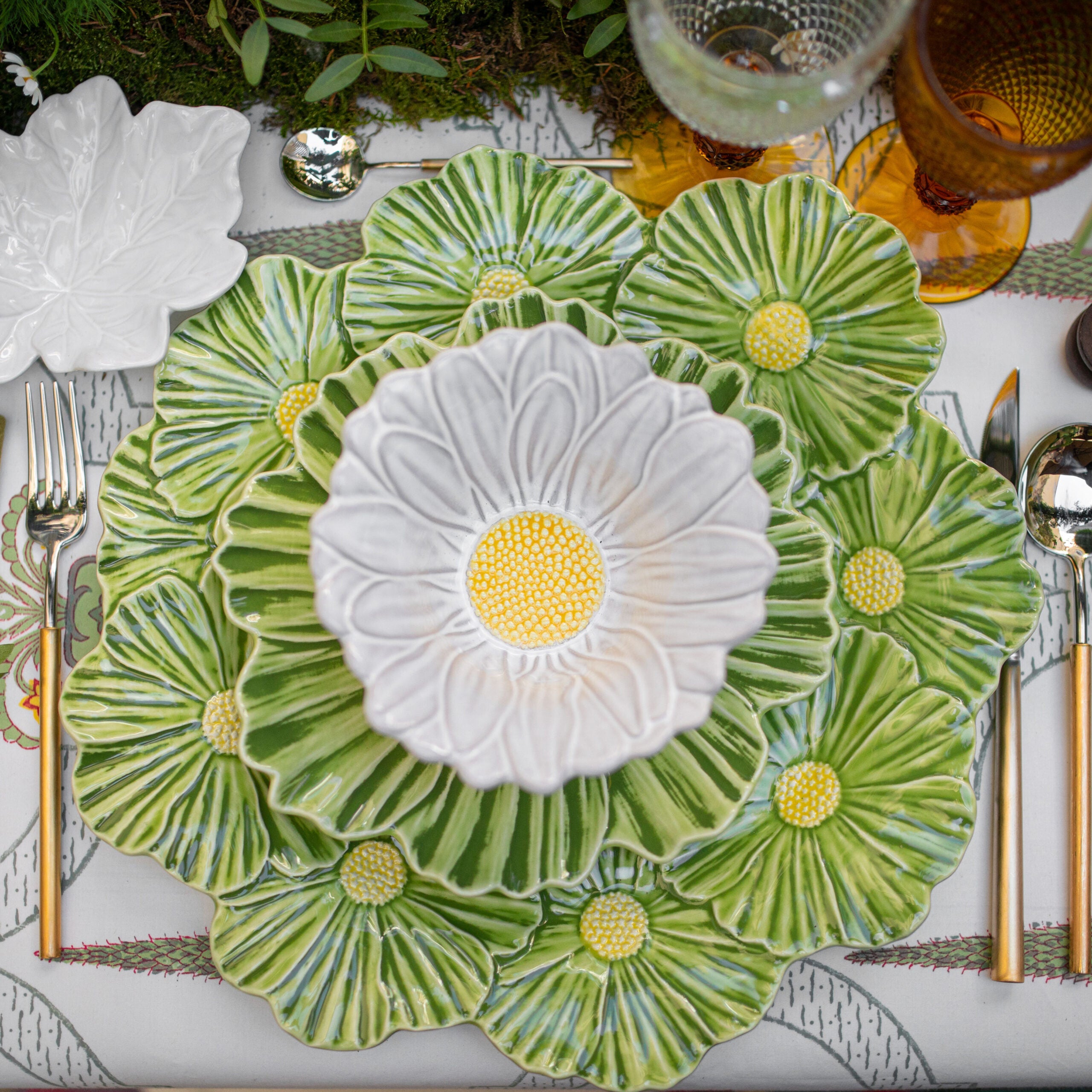 Bordallo Pinheiro 12Pcs Dinner Set C – Maria Flor
