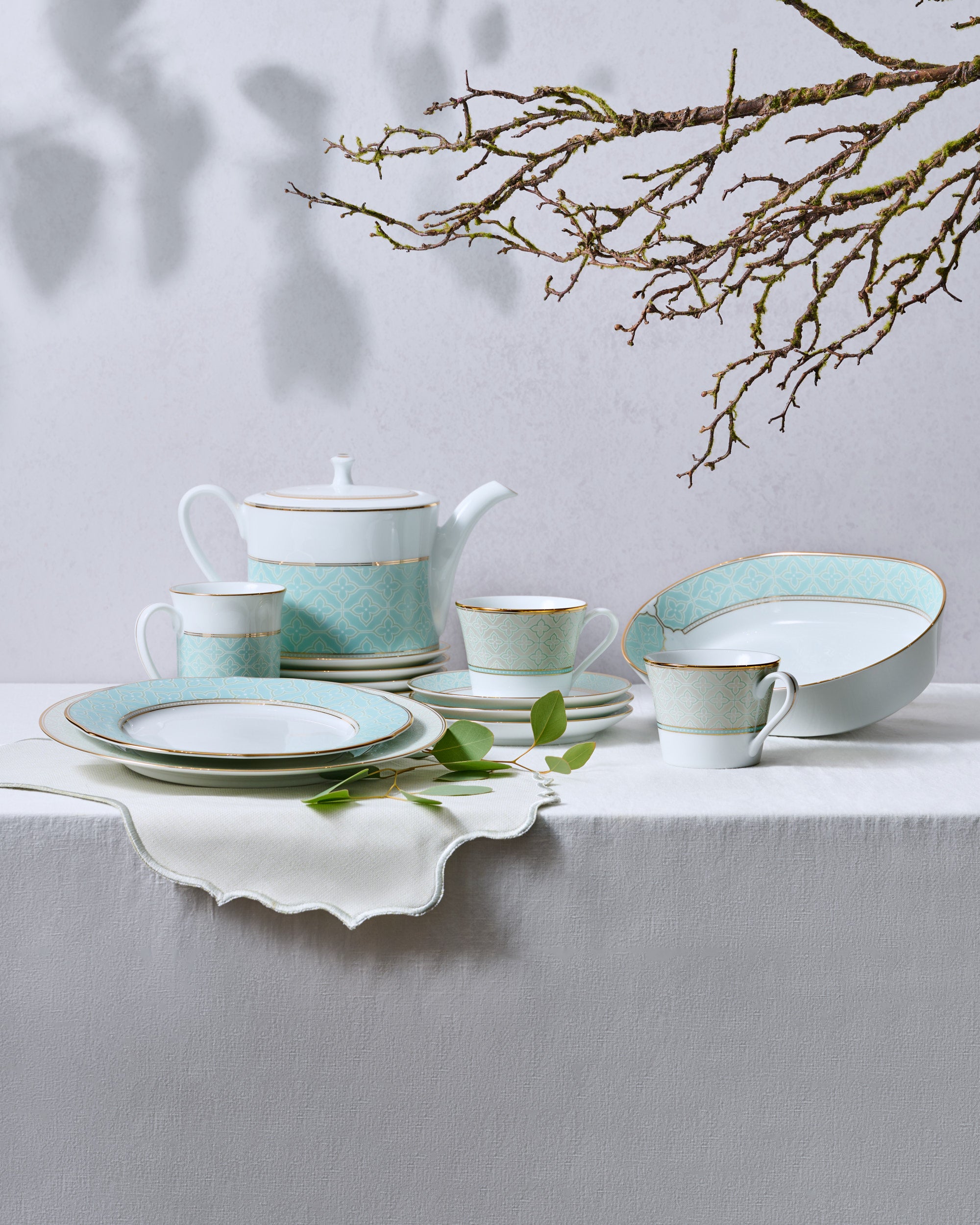 Noritake 10Pcs Tea Set For 4 Person-Mayfair