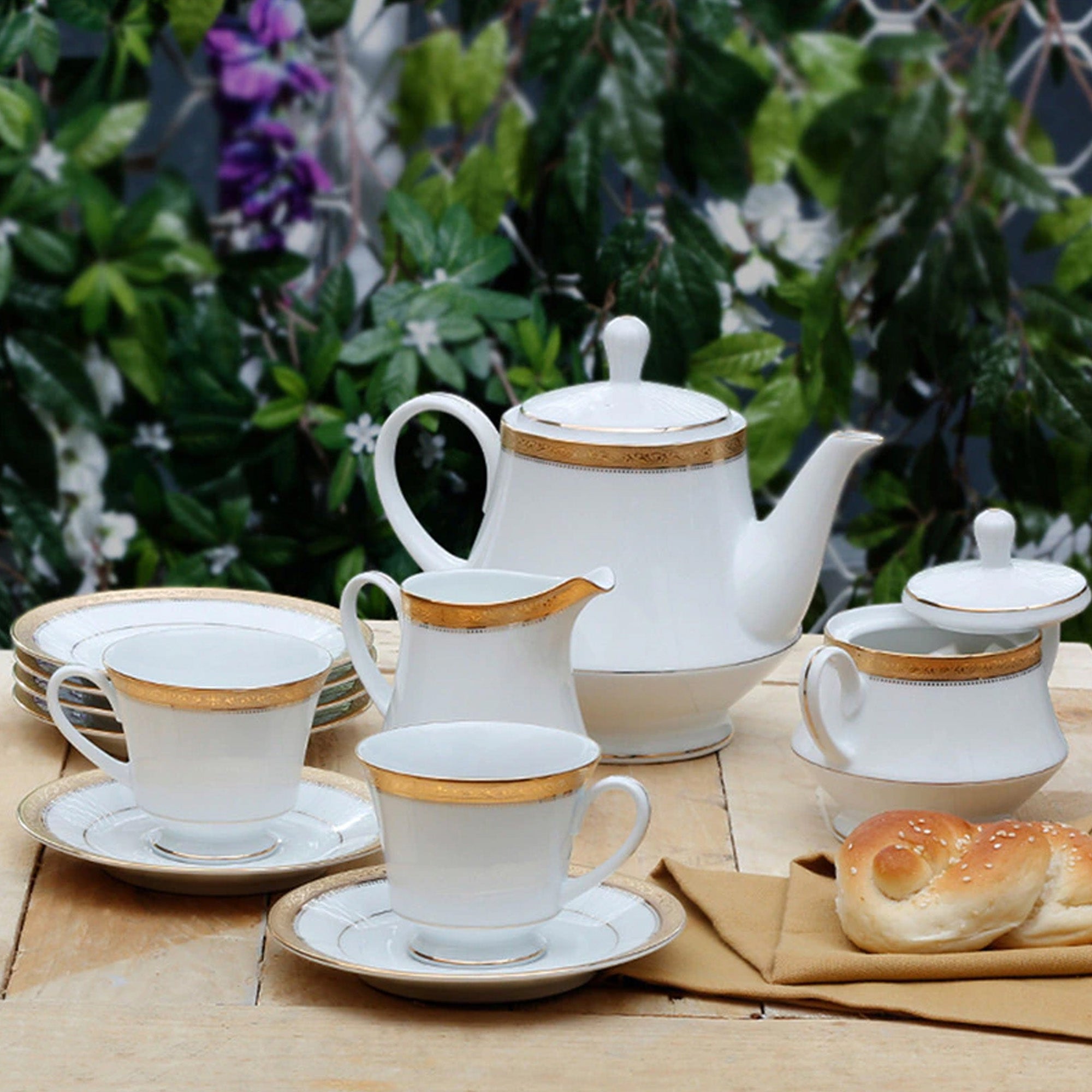 Noritake 96 Pcs Dinner & Tea Set for 12 Person - Signature Gold