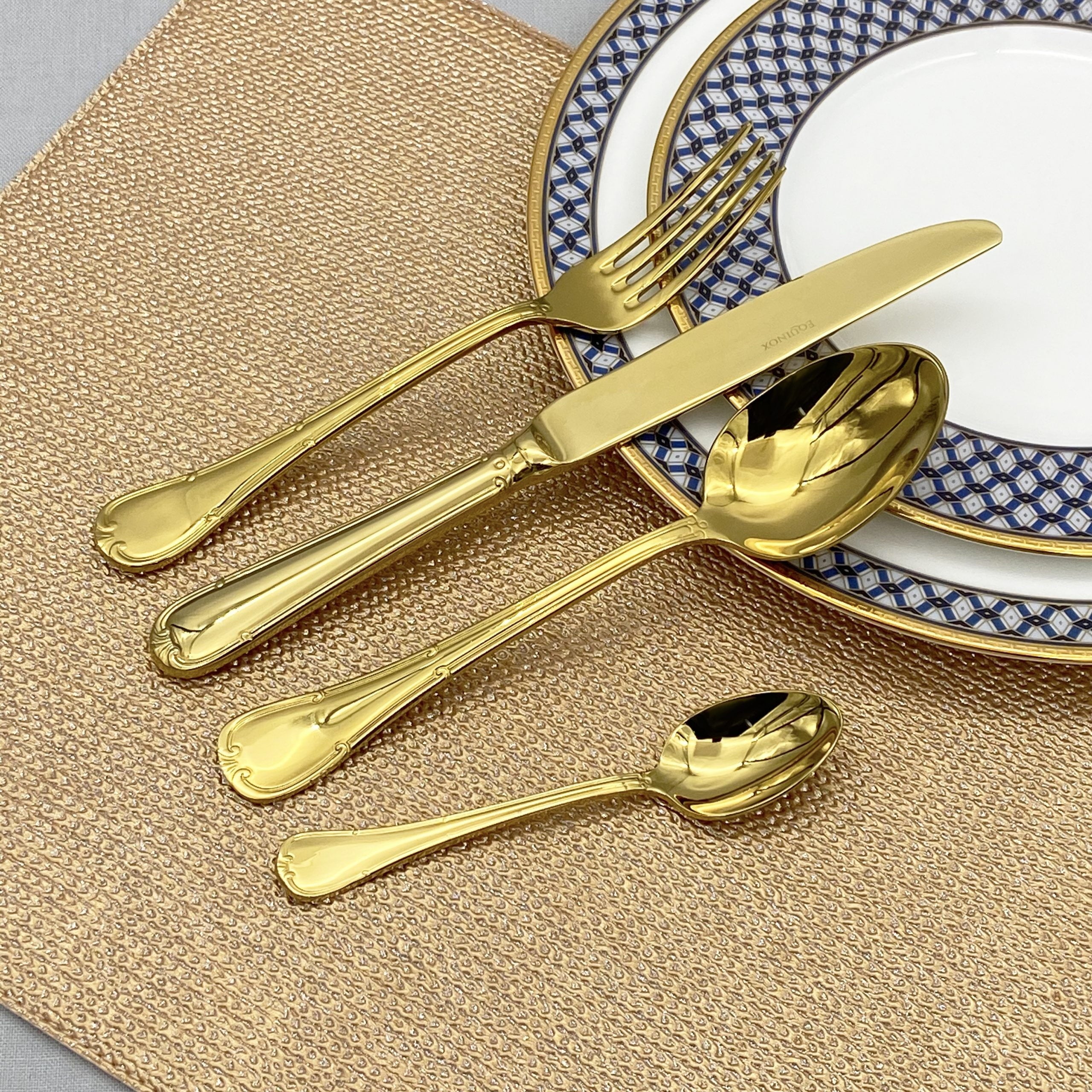 Equinox 915 Fish Knife (Gold）