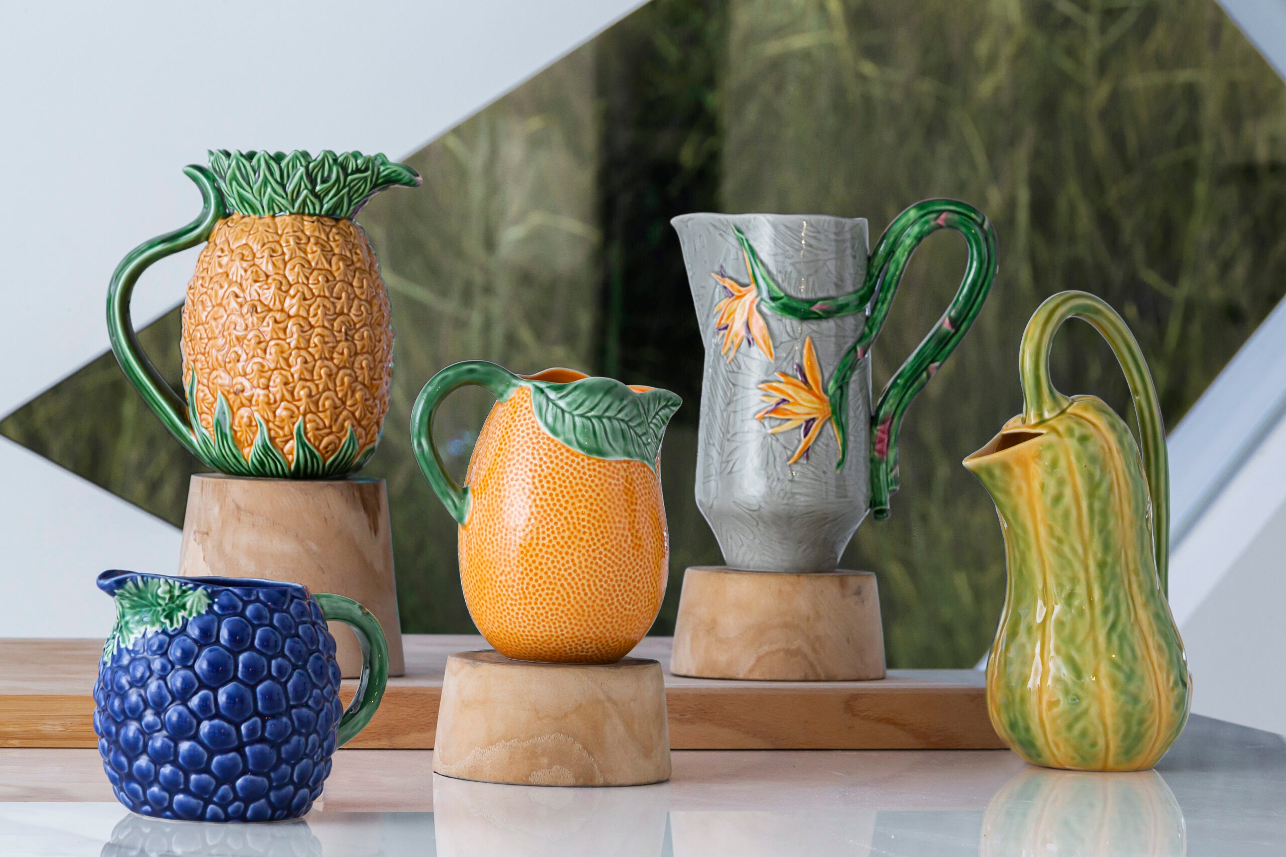 Bordallo Pinheiro Pitcher 1.35L - Grapes Pitchers