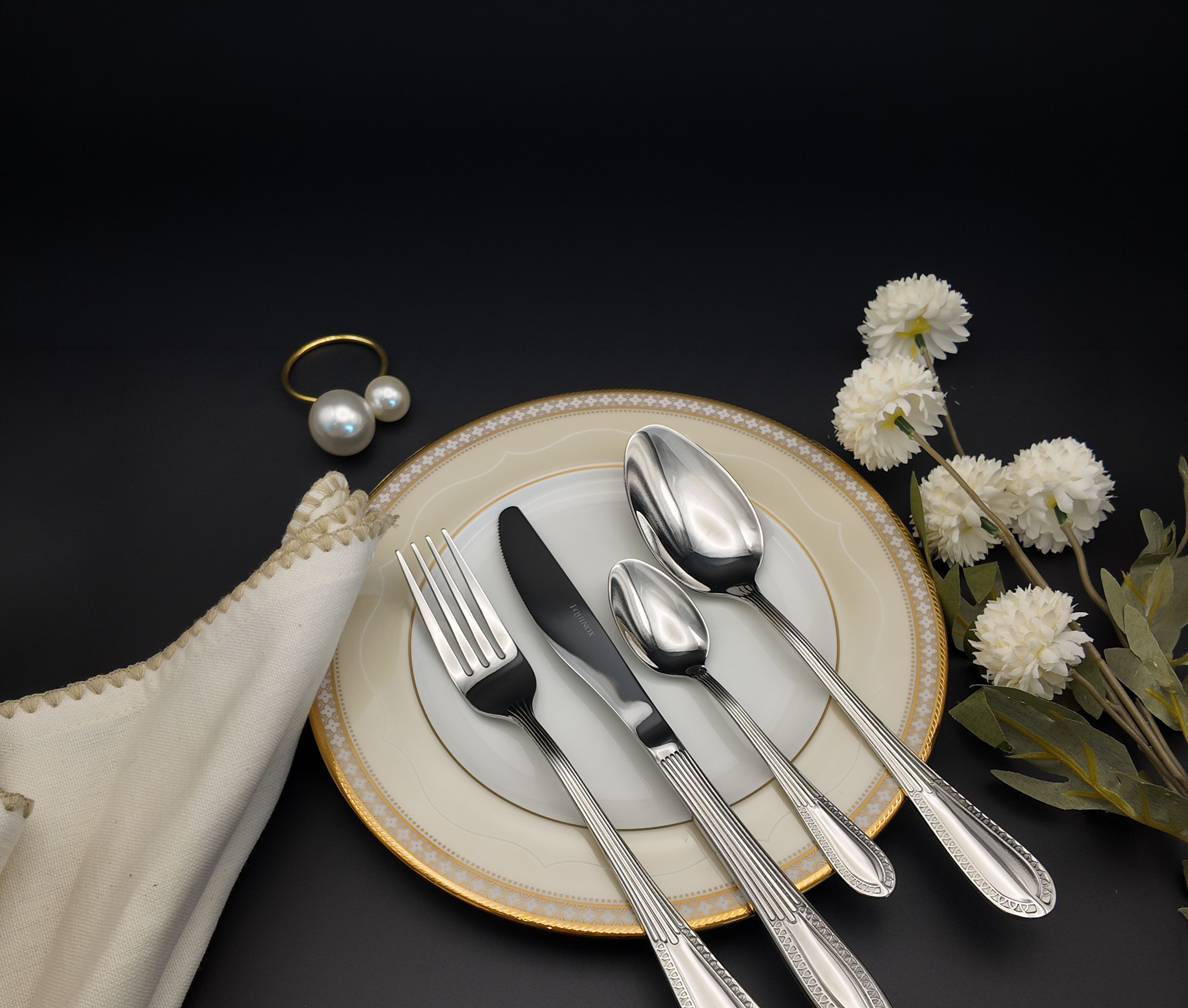Equinox 24Pcs Cutlery Set For 6 Person - Lustra