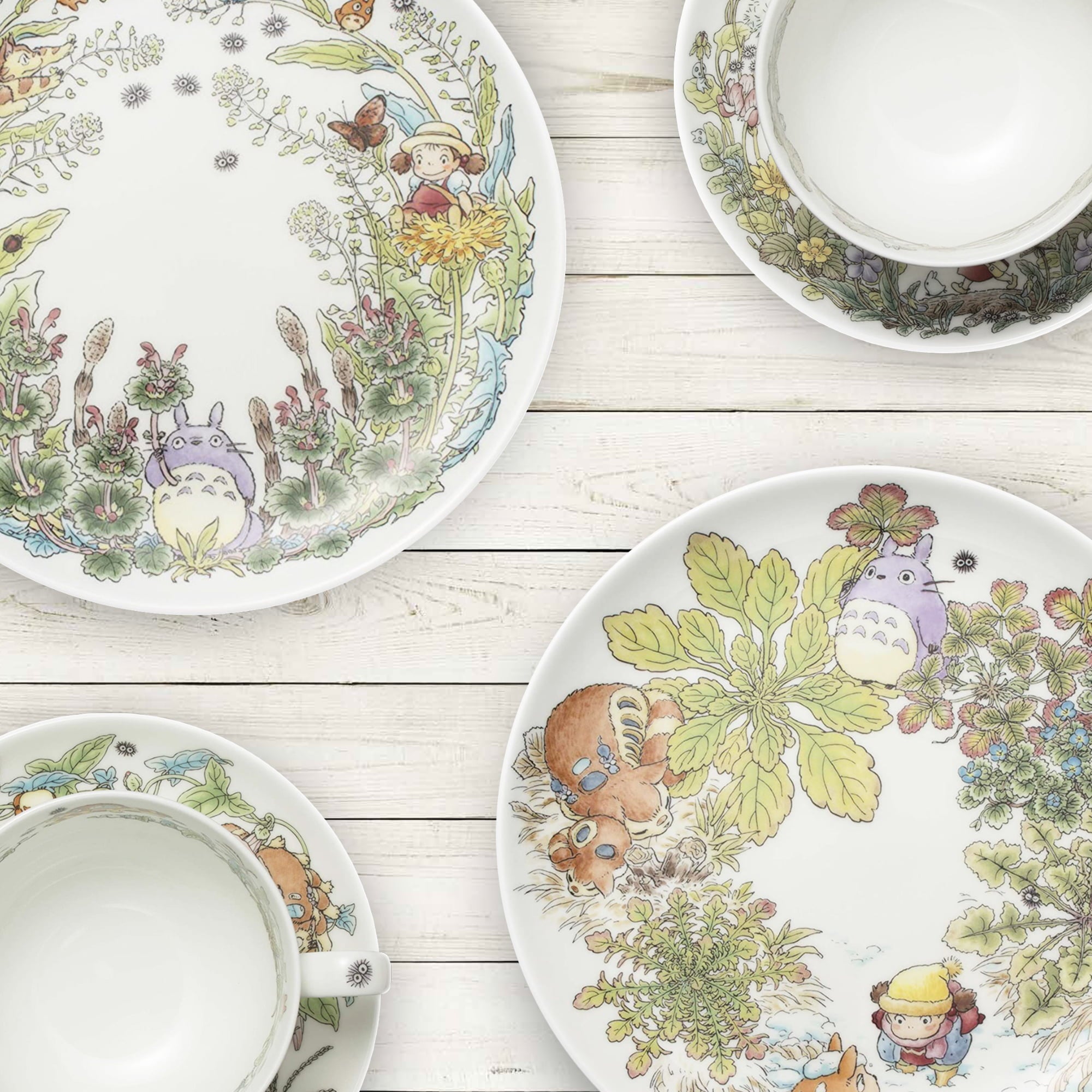 Noritake Salad Plate 23Cm - "My Neighbor Totoro" © Studio Ghibli (Nov-Dec)
