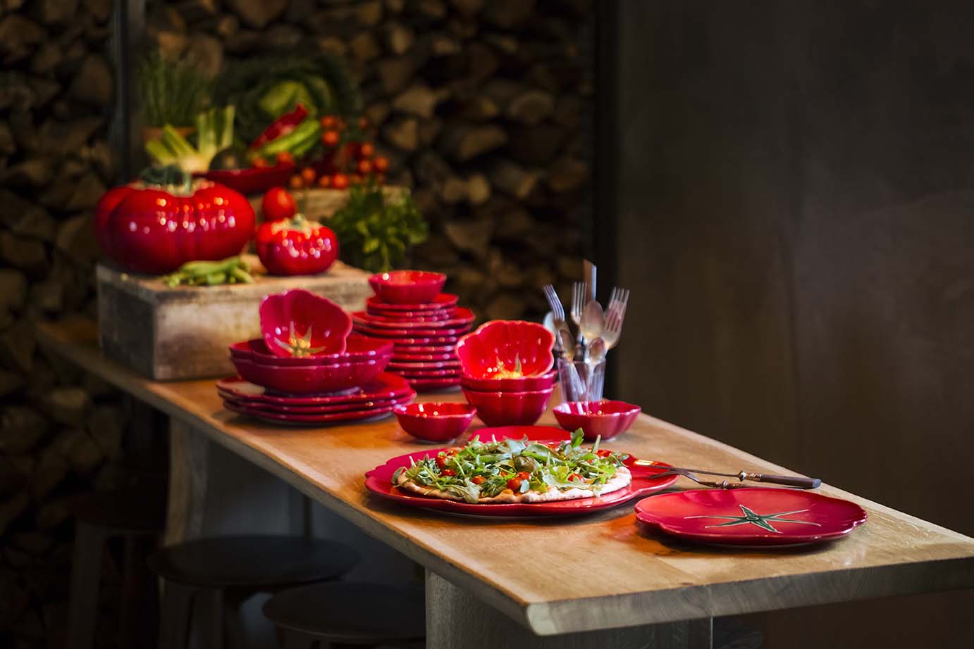 Bordallo Pinheiro Appetizers Plate 38cm - Tomato