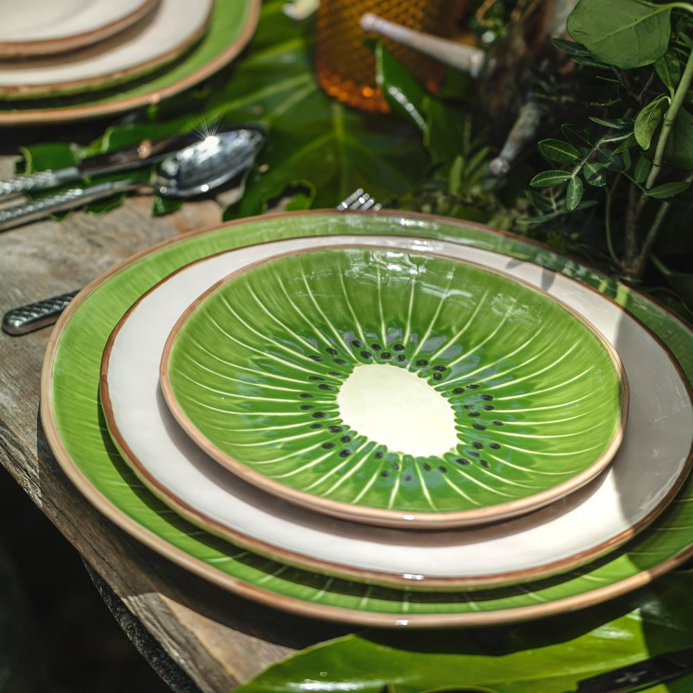 Bordallo Pinheiro Dessert Plate Kiwi-Tropical Fruits