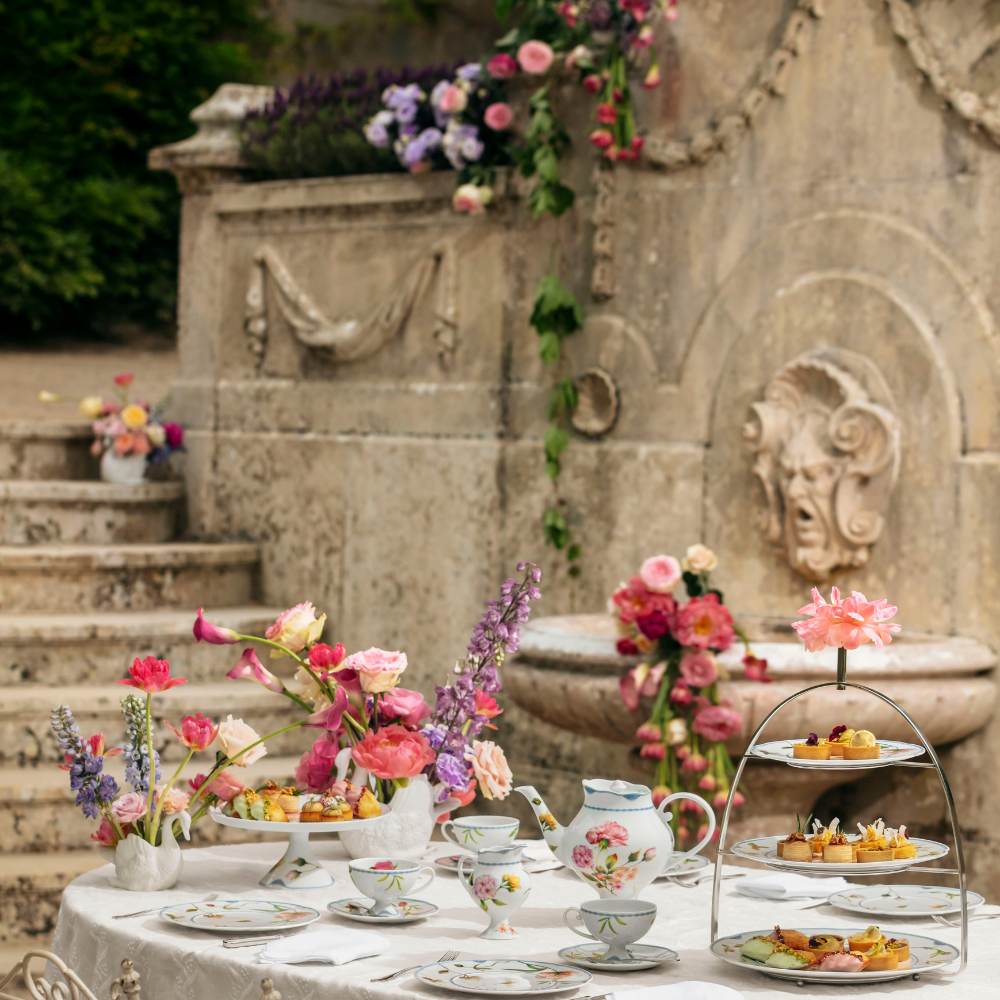 Vista Alegre Large Cake Stand - Bridgerton